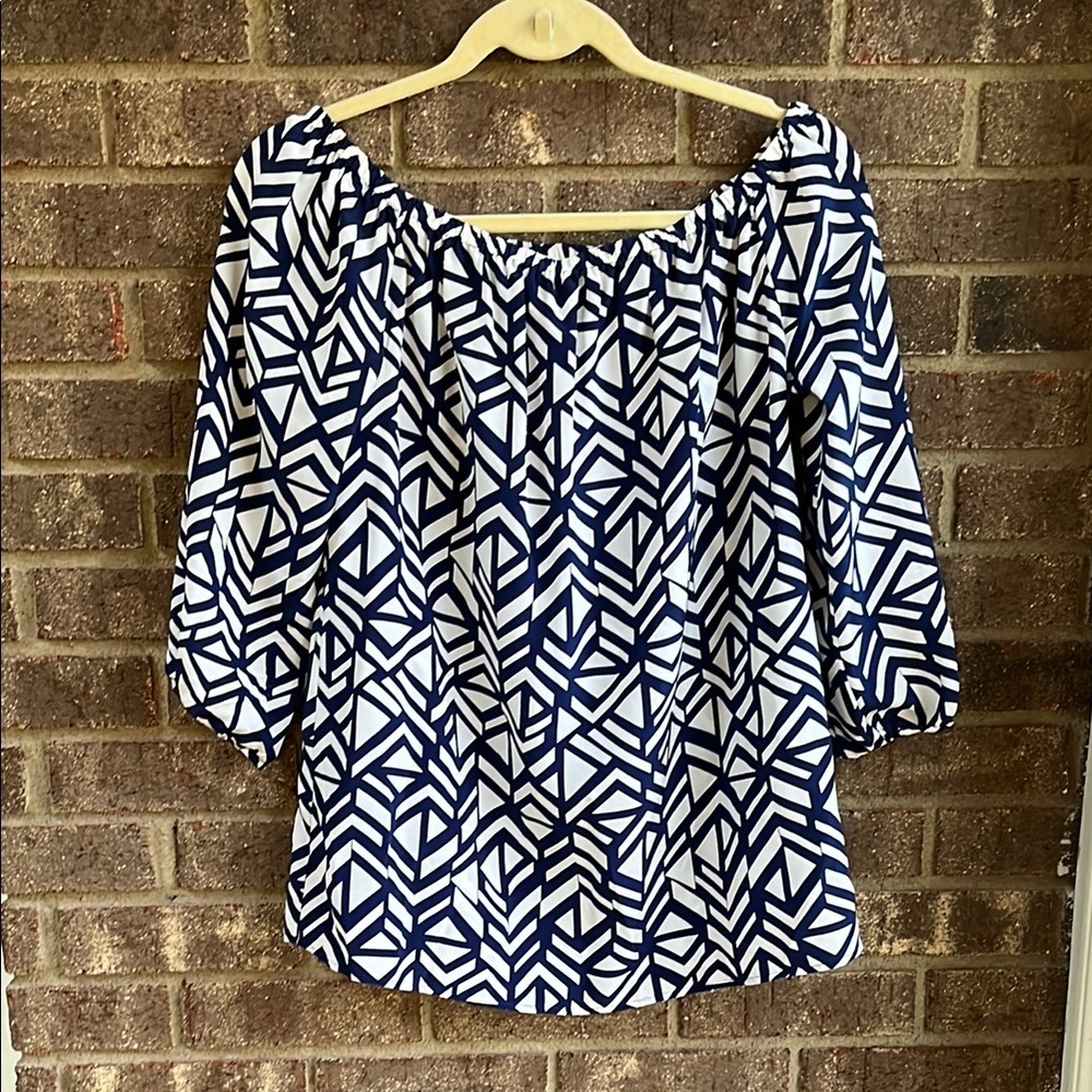 Britt Ryan Navy and White Geometric Silk 3/4 Sleeve Blouse Size Medium